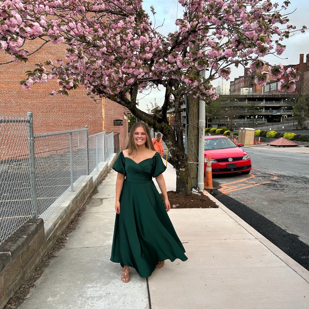 Elegant Green Off-Shoulder Dress